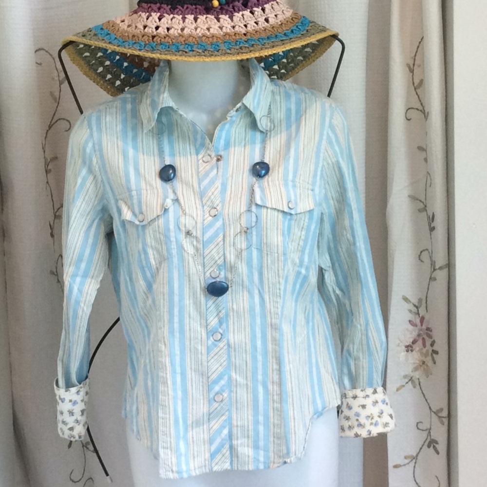 Villager Ladies Petite Long Sleeves Top Size 10P
